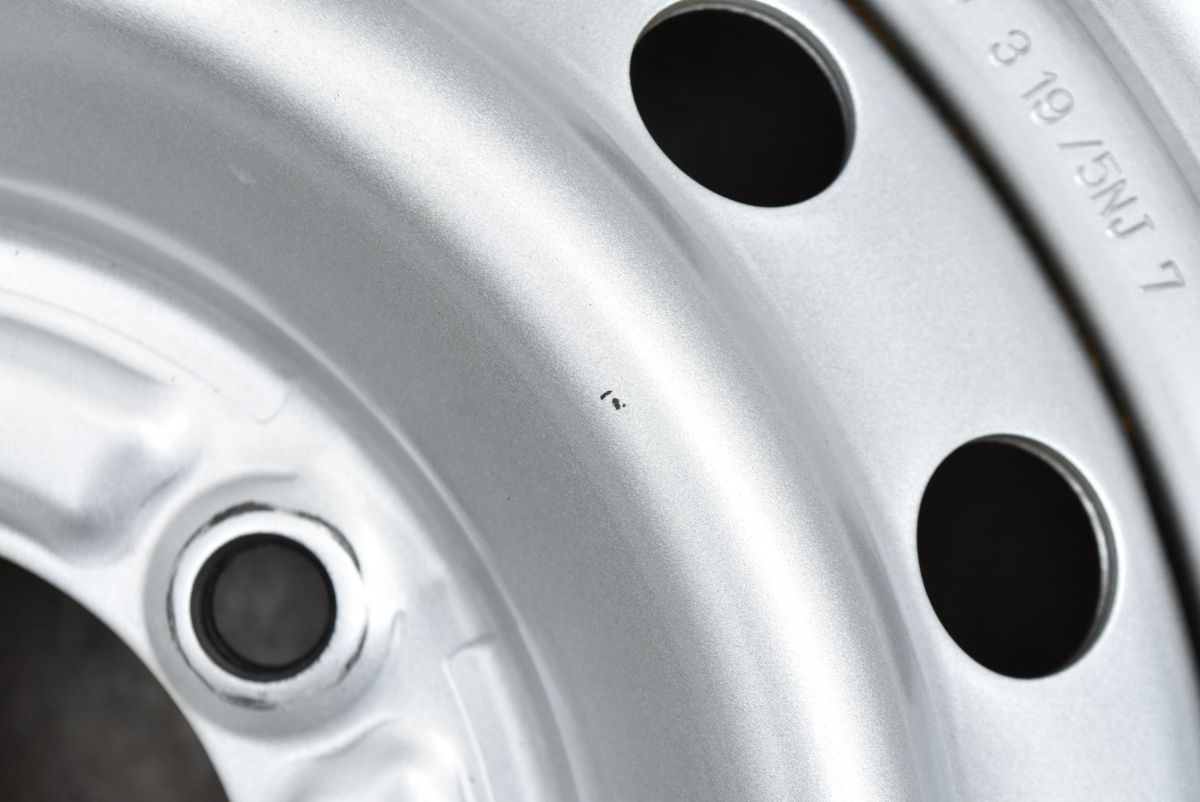 カムロード 純正 +30 ６ 新車外し！ カムロード純正タイヤホイールセット新車外し品 【美品】トヨタ カムロード 純正 15インチ 5J +30 PCD139.7 6H スタッドレスタイヤ用に☆福岡発 店頭交換もOK