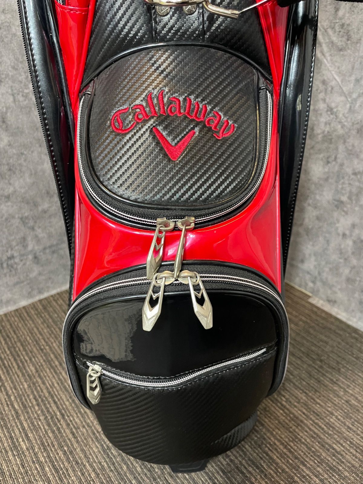 Callaway キャロウェイ キャディバッグ ブラック/レッド フード