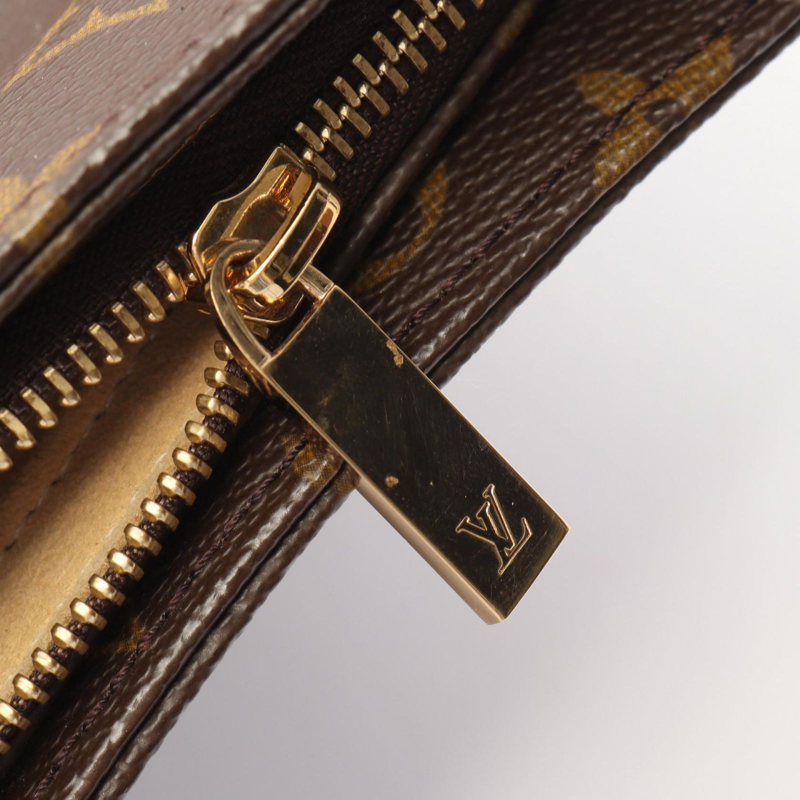 LOUIS VUITTON ルイ・ヴィトン ルーピングGM ショルダーバッグ - メルカリ