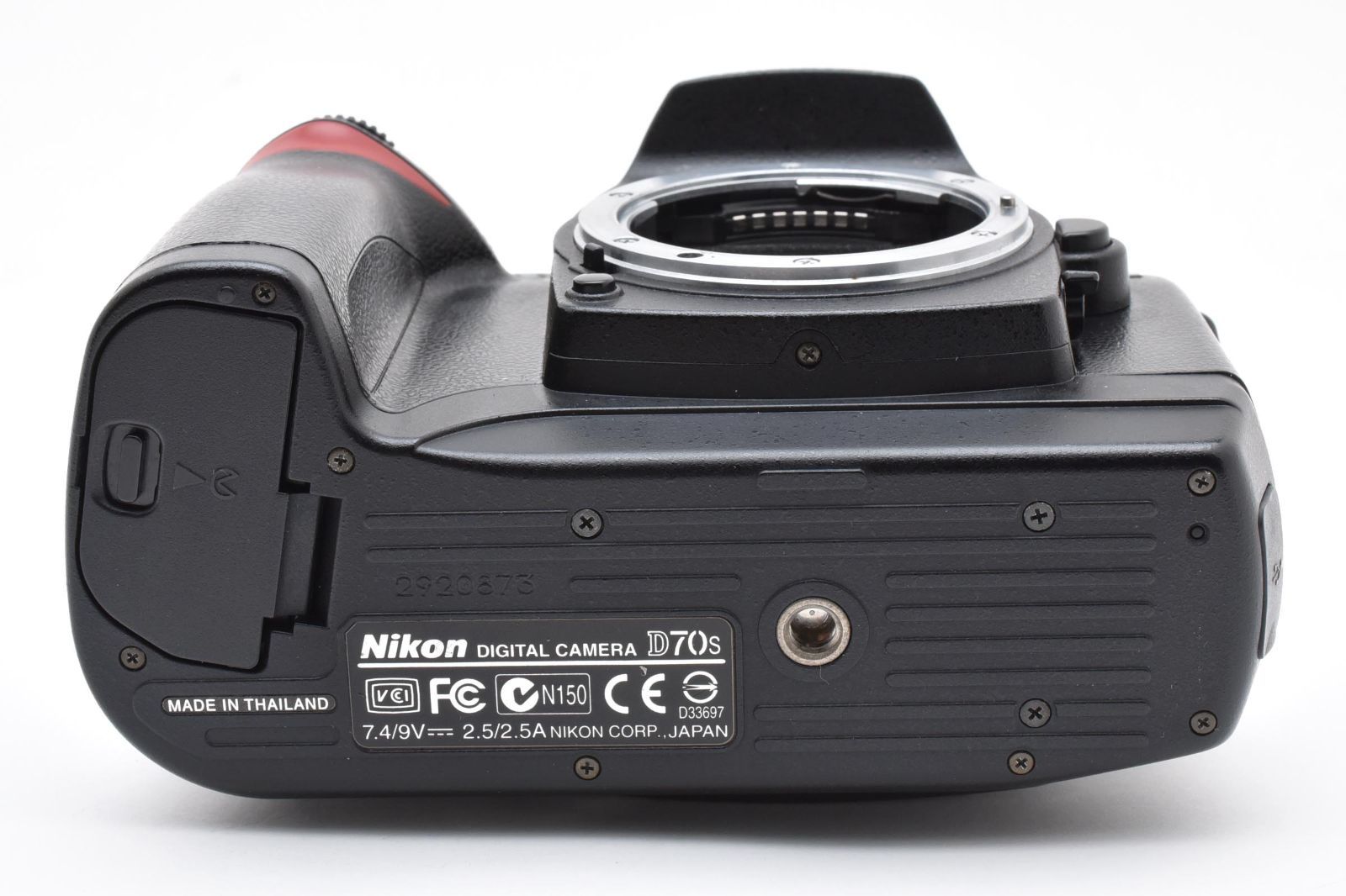 Nikon ニコン D70s ショット数4808：2861722 Nikon ニコン D70s ショット数4808：2861722 - メルカリ