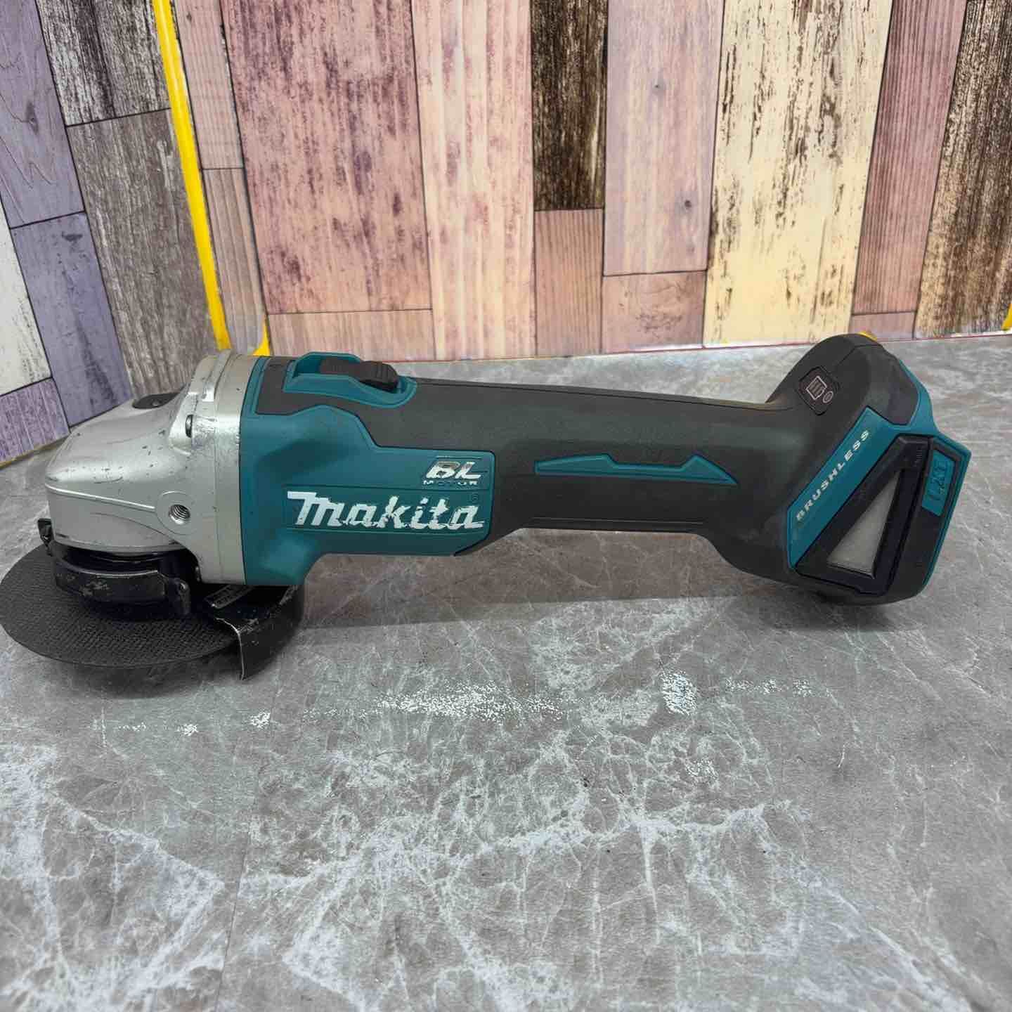 ☆マキタ(makita) 100mmコードレスディスクグラインダ GA403DZ【八潮店】