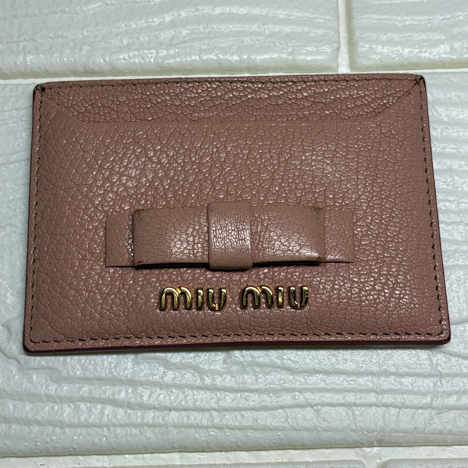 S499 miumiu ミュウミュウ マドラス カードケース 263535570 - メルカリ