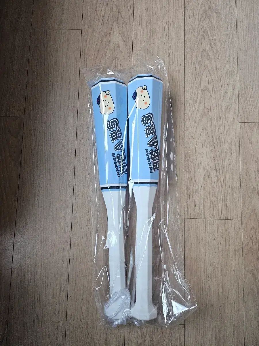 斗山ベアーズ 壊れたクマ 応援バット 5,756円