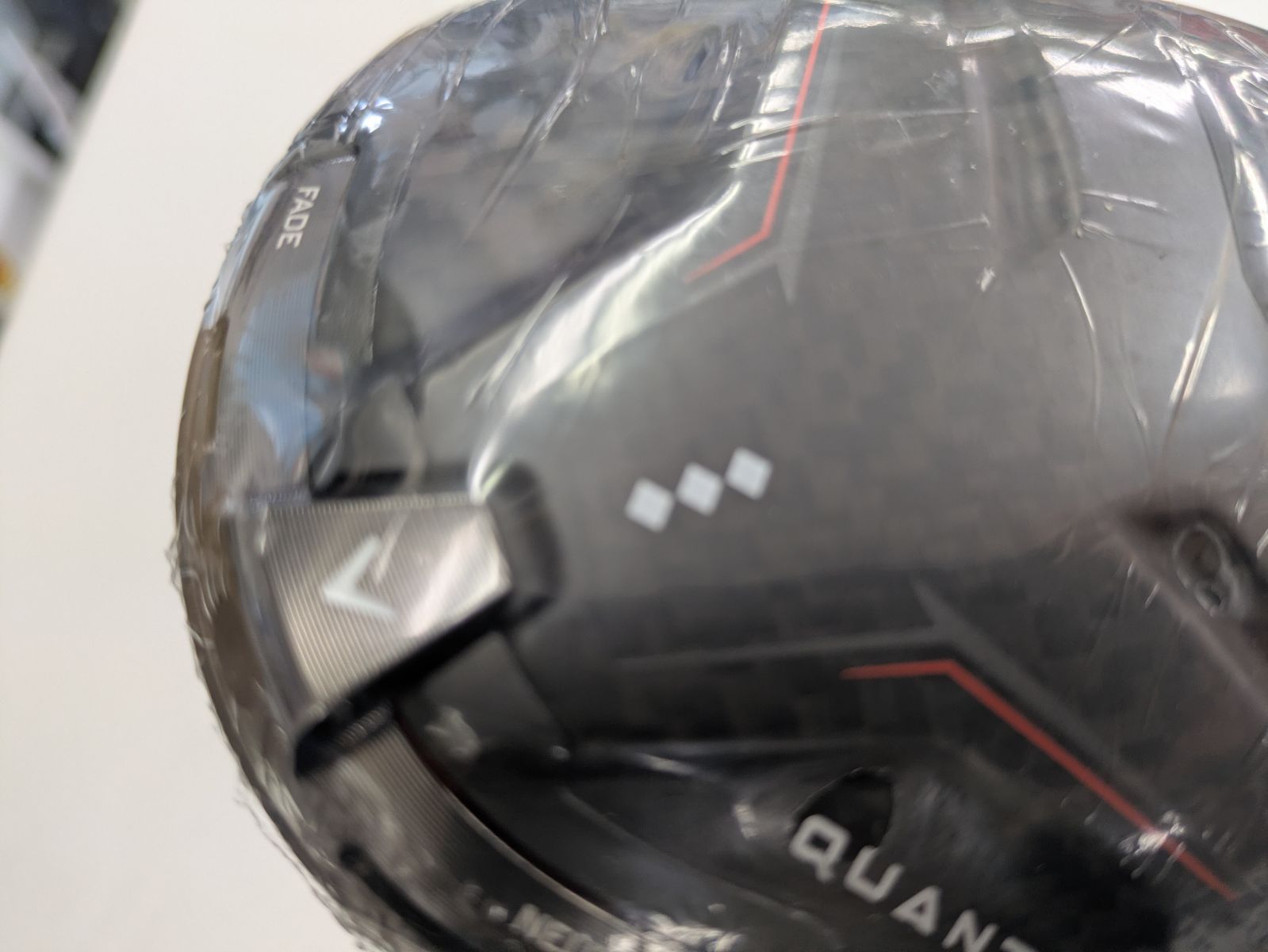 Dr（新品未使用品）キャロウェイ Quantum Triple Diamond ドライバー 10.5°メンズ 右用 VENTUS BLACK 7　S　カーボン USA直輸入品 2026年モデル(葛西店）