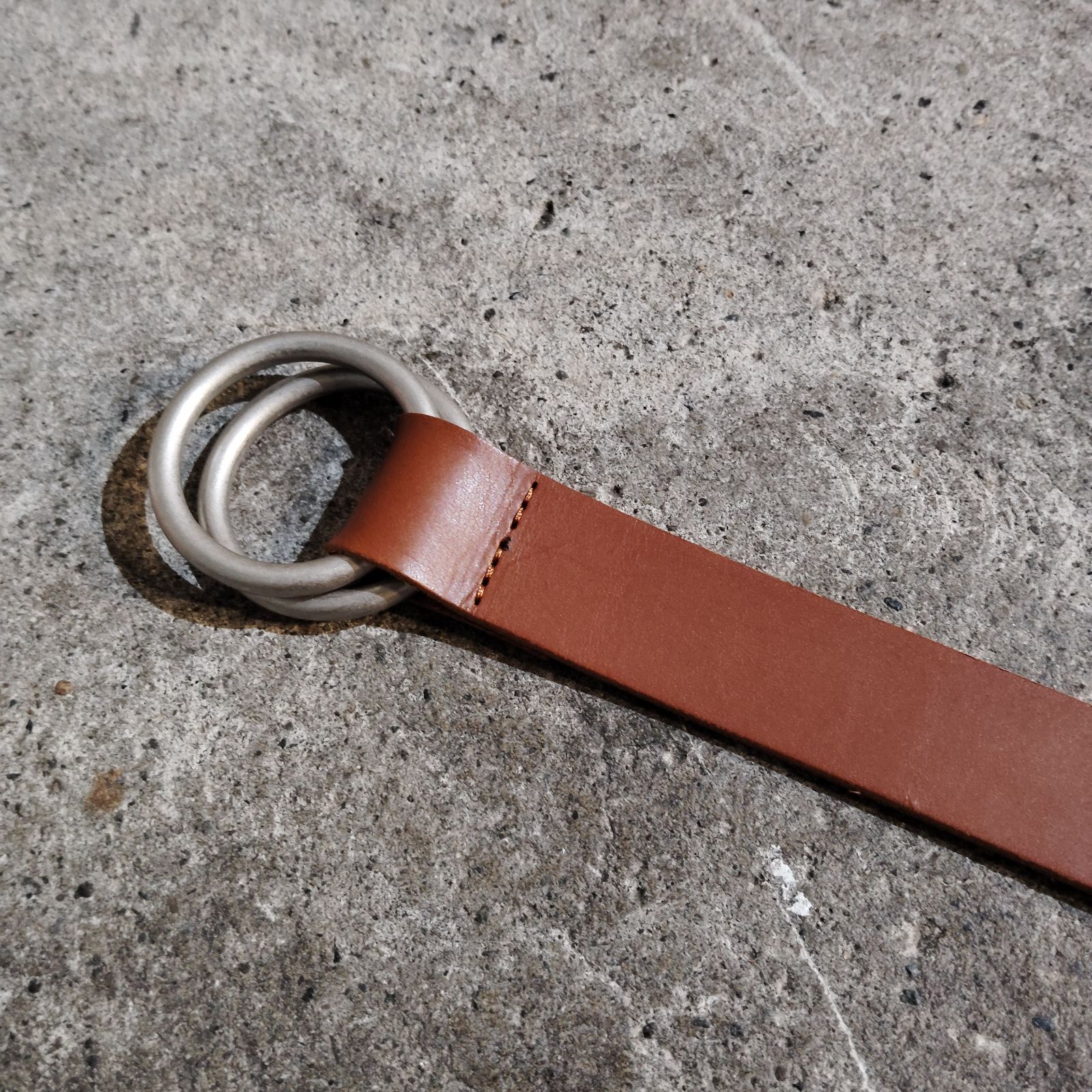 S'YTE COW LEATHER25MM LONG RING BELT レザーベルト キャメル サイト
