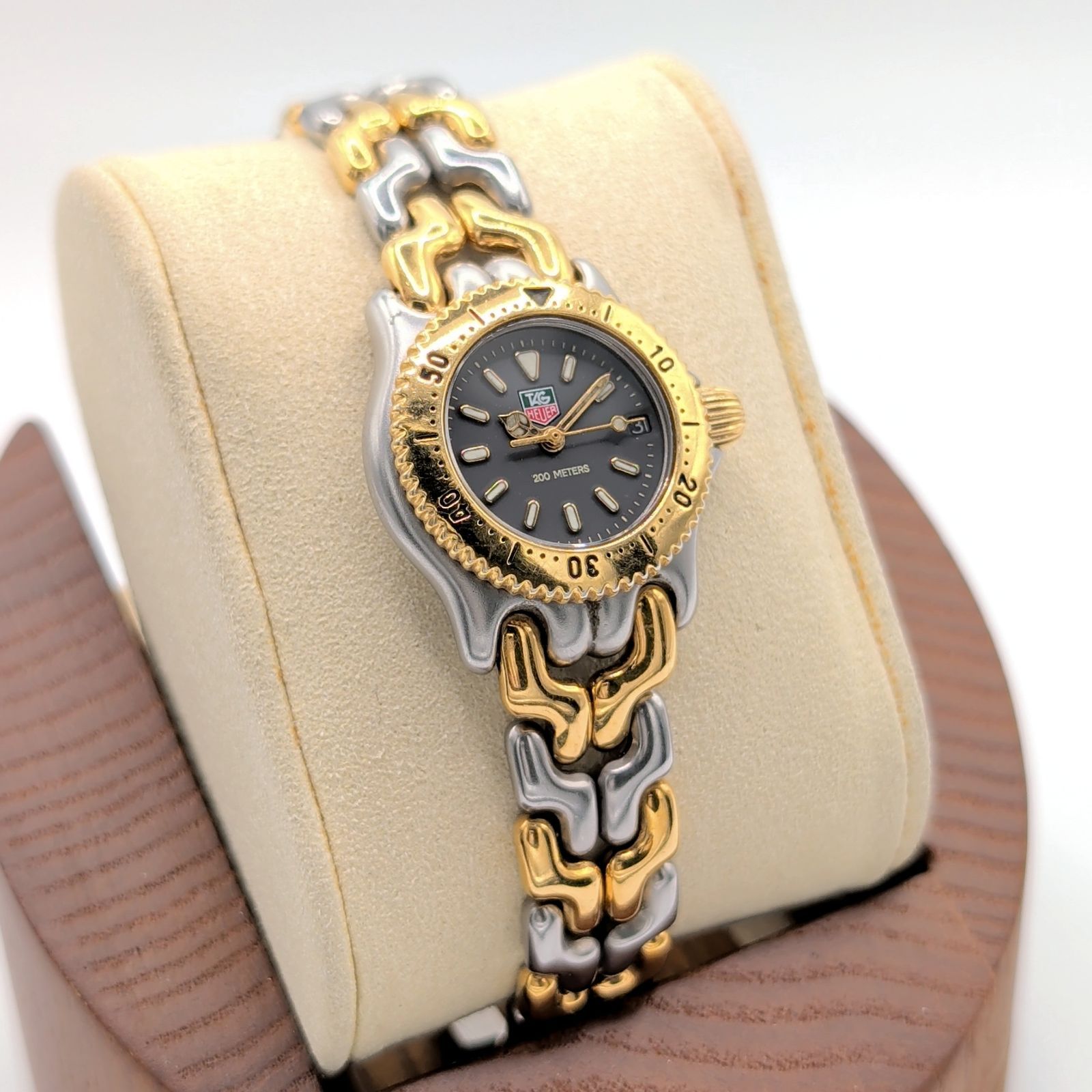 TAG HEUER Professional Watch quartz Ladies Silver Gold Black dial 