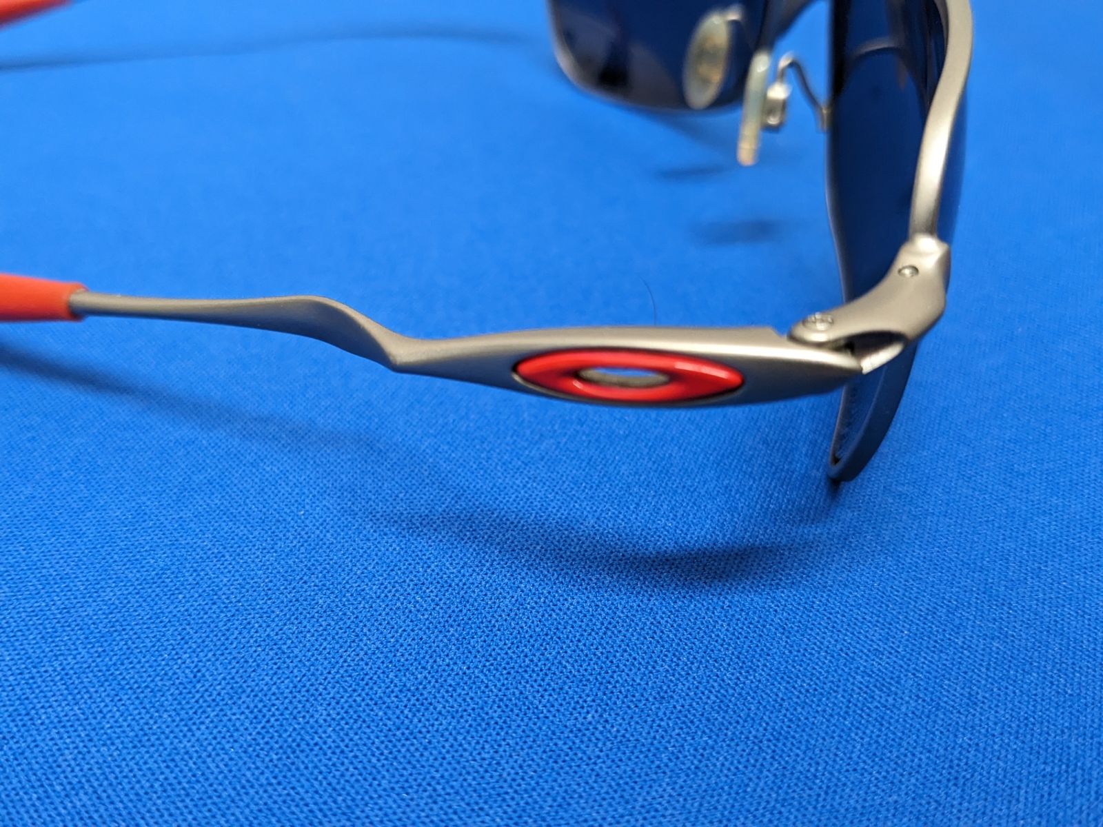 OAKLEY◎サングラス DUCATI CROSSHAIR オークリー クロスヘア 12-690
