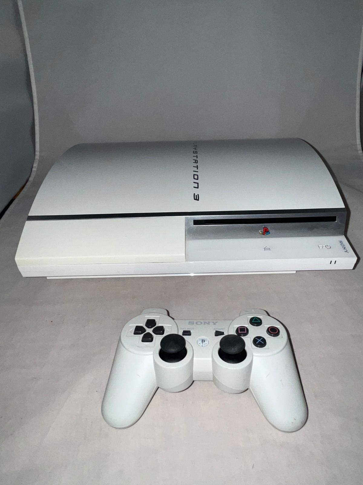 【未開封あり】プレイステーション3本体 セラミック・ホワイト(HDD 40GB) 【未開封あり】プレイステーション3本体 セラミック・ホワイト(HDD 40GB)