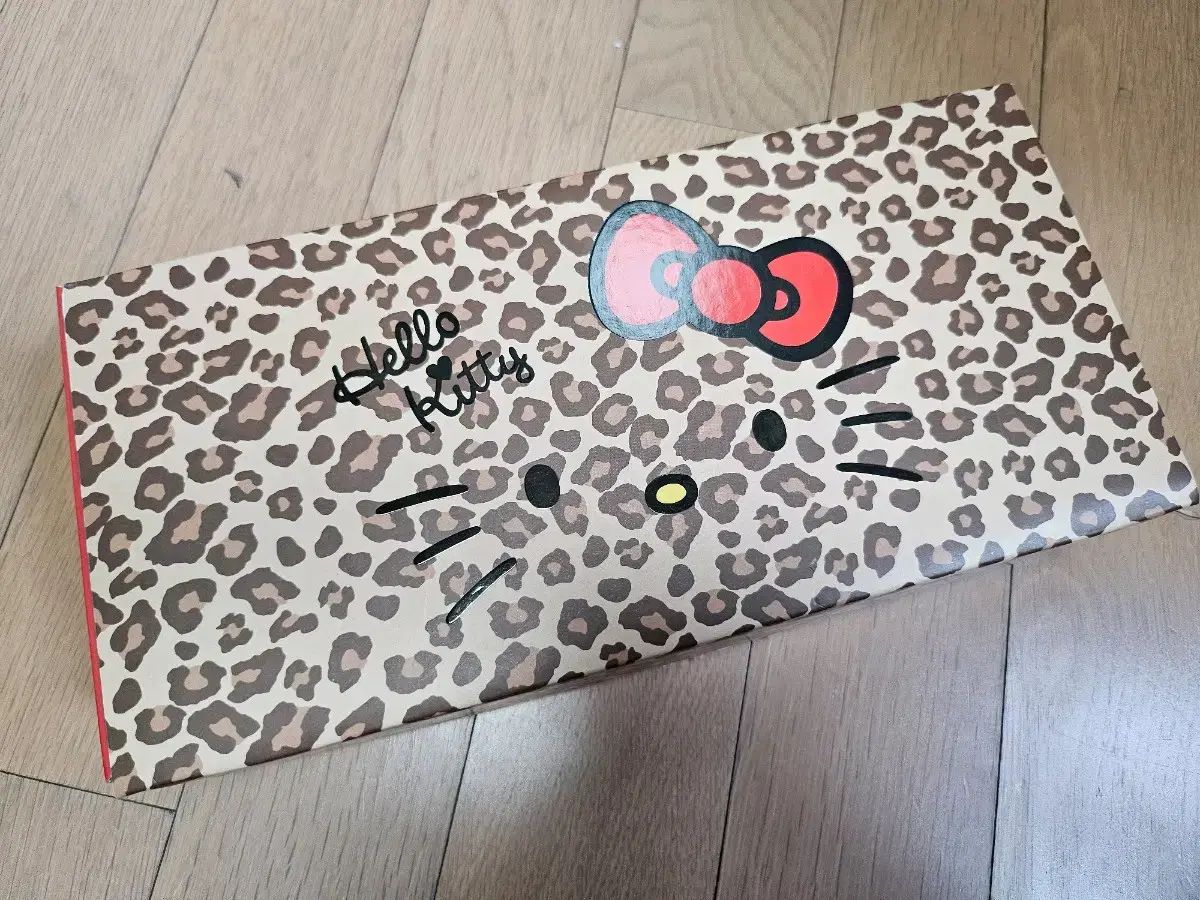 ハローキティ レオパード 傘 新品