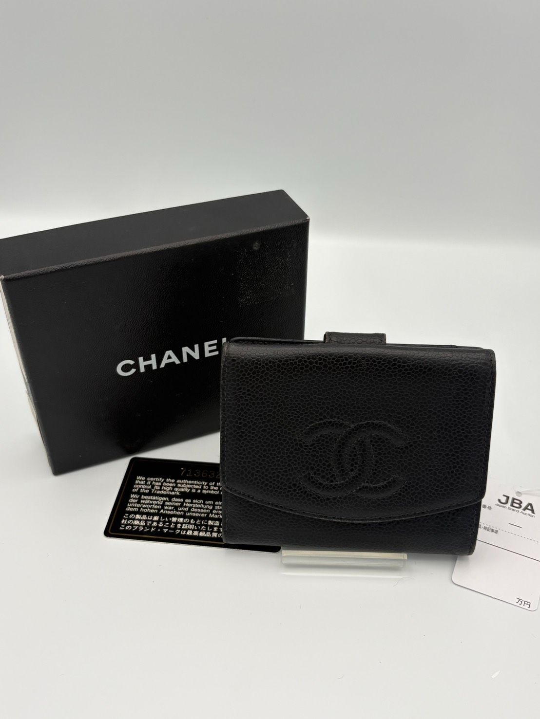 良品　CHANEL　シャネル キャビアスキン タイムレスCCフラップコンパクトウォレット　二つ折り財布