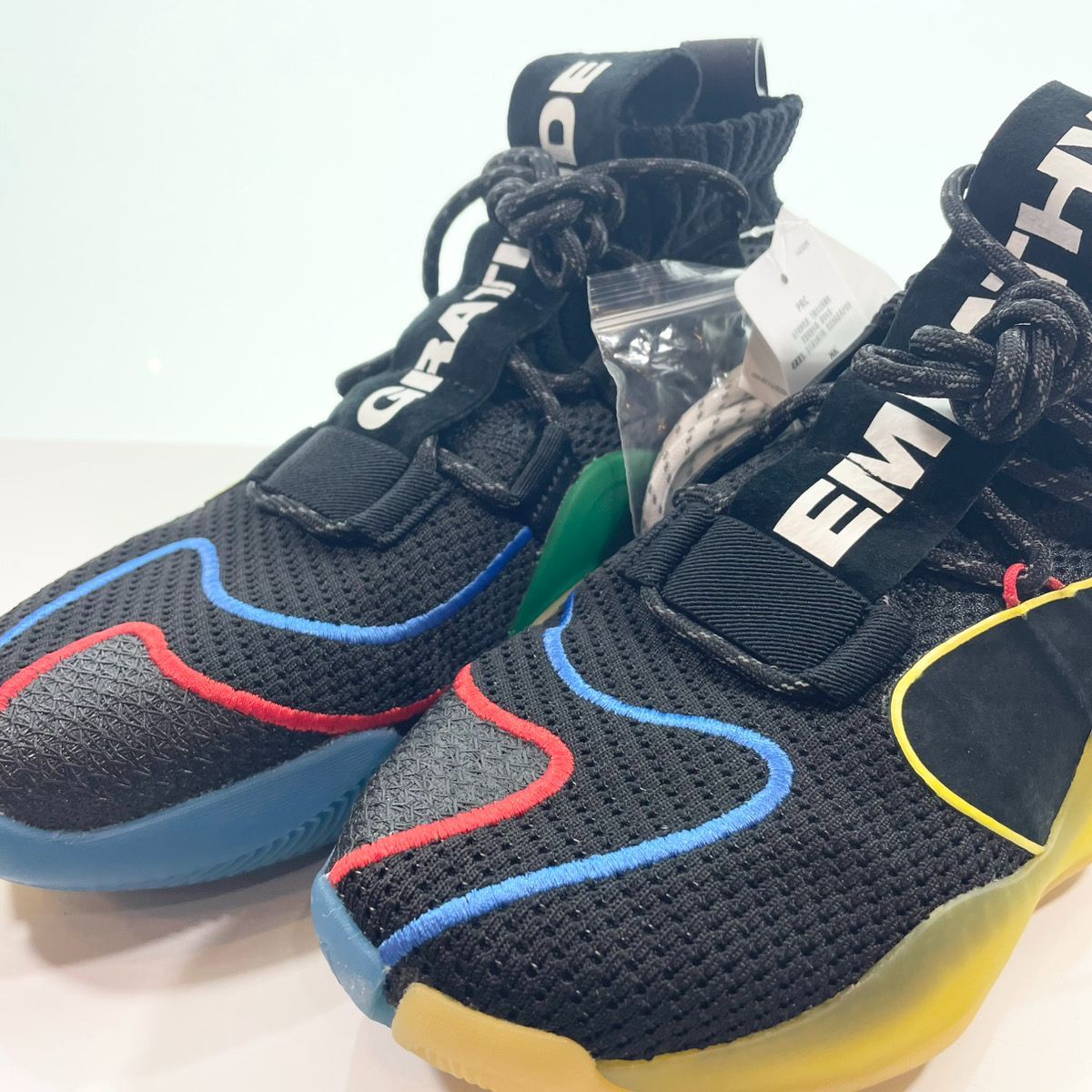 アディダス adidas × Pharrell Williams × ファレル ウィリアムス 
