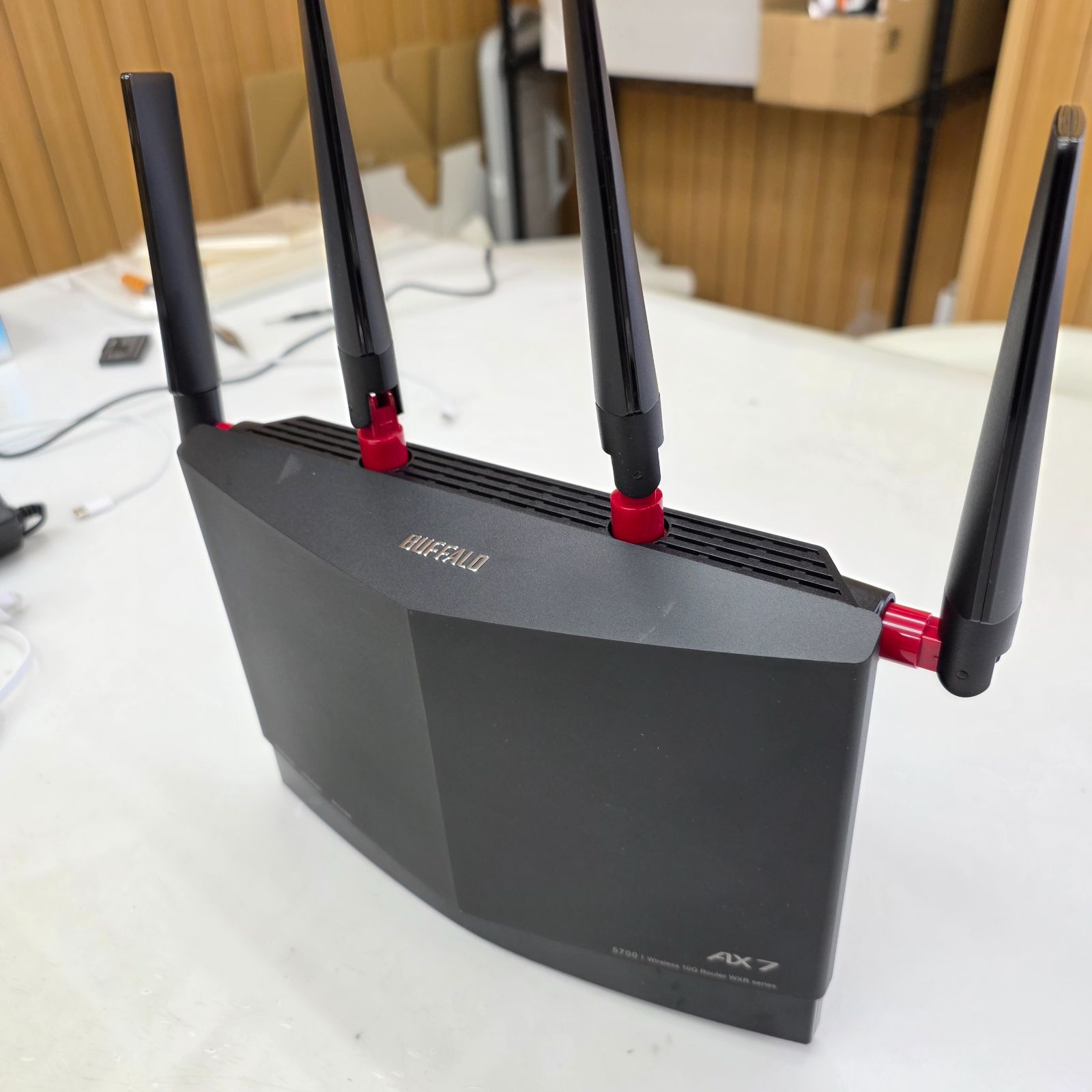 今売れている商品 Buffalo WXR-5700AX7S 美品 【公式通販】