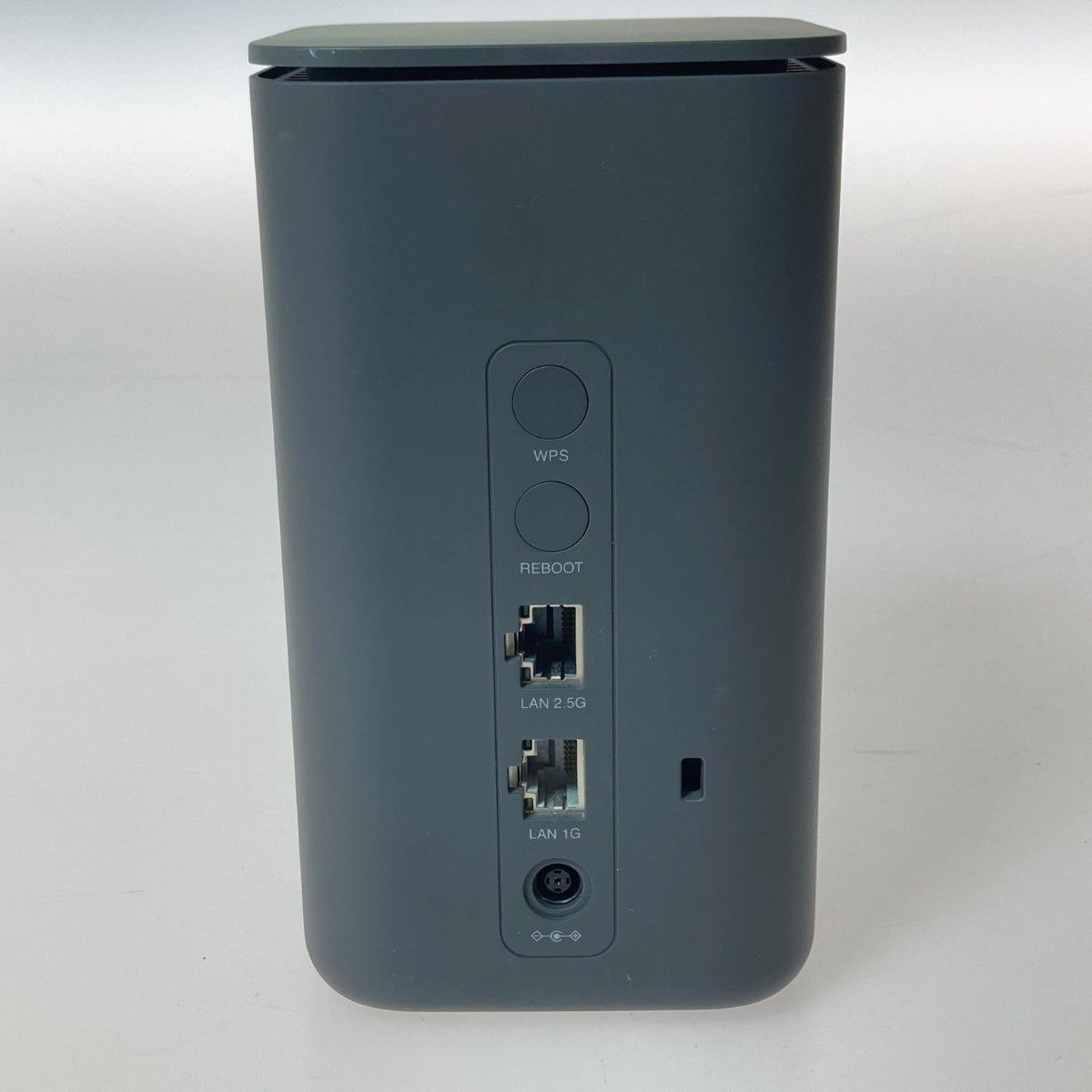 ドコモオンラインショップ購入品】docomo home 5G HR-02 SachiN商品