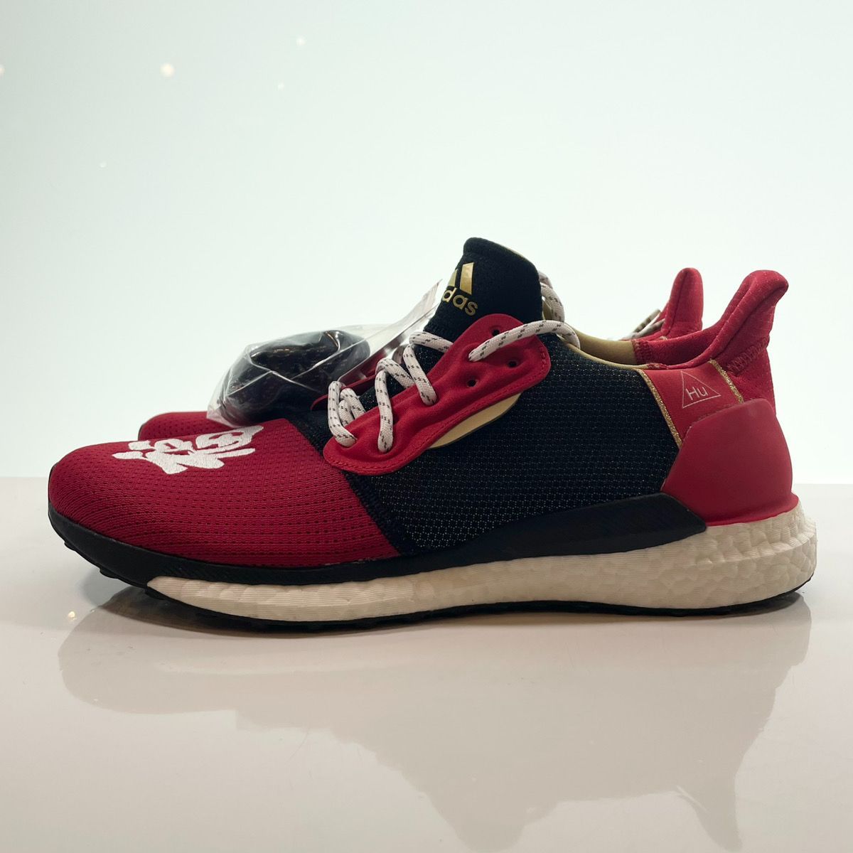 アディダス adidas × PHARRELL WILLIAMS × ファレル ウィリアムス 
