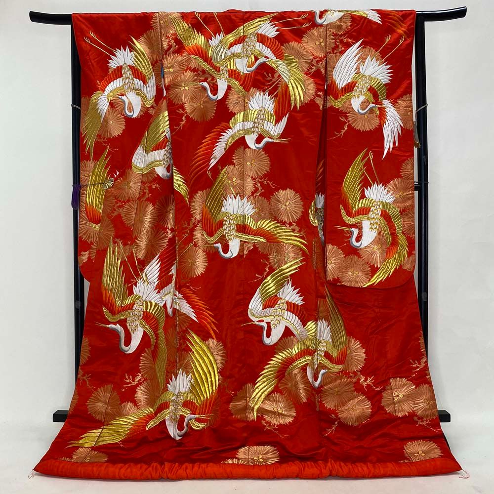 色打掛 正絹 鶴 刺繍 赤 金 打掛 花嫁衣裳 婚礼 リサイクル 中古 ブライダル ウエディング 着物 3673