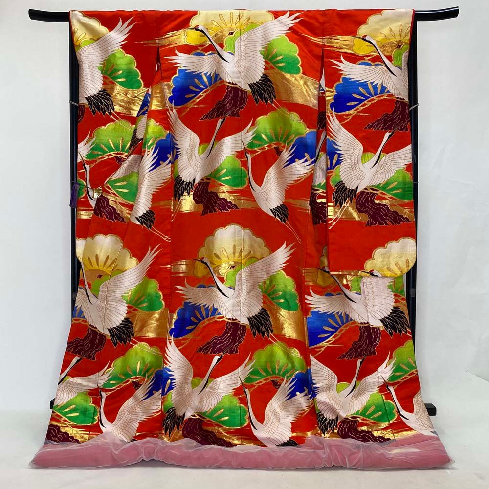色打掛 正絹 鶴 刺繍 赤 打掛 Mサイズ 裄66.5 花嫁衣裳 婚礼 リサイクル 中古 ブライダル ウエディング 着物 3955