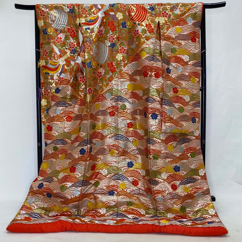 色打掛 正絹 鶴 刺繍 オレンジ 打掛 Mサイズ 裄66 花嫁衣裳 婚礼 リサイクル 中古 ブライダル ウエディング 着物 3957
