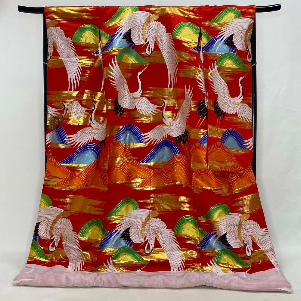 色打掛 正絹 鶴 刺繍 赤 打掛 Mサイズ 裄66.5 花嫁衣裳 婚礼 リサイクル 中古 ブライダル ウエディング 着物 3976