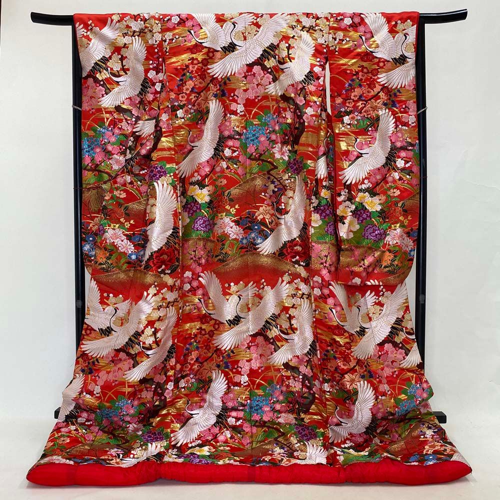 色打掛 正絹 鶴 刺繍 金 赤 打掛 Mサイズ 裄65.5 花嫁衣裳 婚礼 リサイクル 中古 ブライダル ウエディング 着物 3985