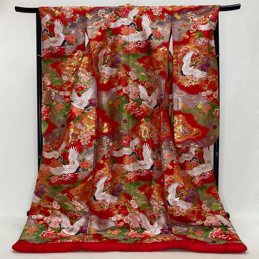 色打掛 正絹 鶴 刺繍 金 赤 打掛 Mサイズ 裄66.5 花嫁衣裳 婚礼 リサイクル 中古 ブライダル ウエディング 着物 3996