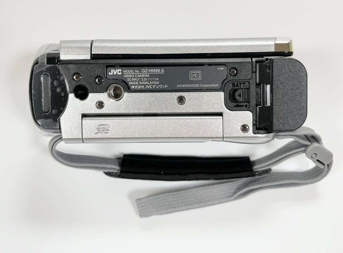 JVC ケンウッド ビデオカメラ Everio GZ-HM99-S [シルバー] 【中古
