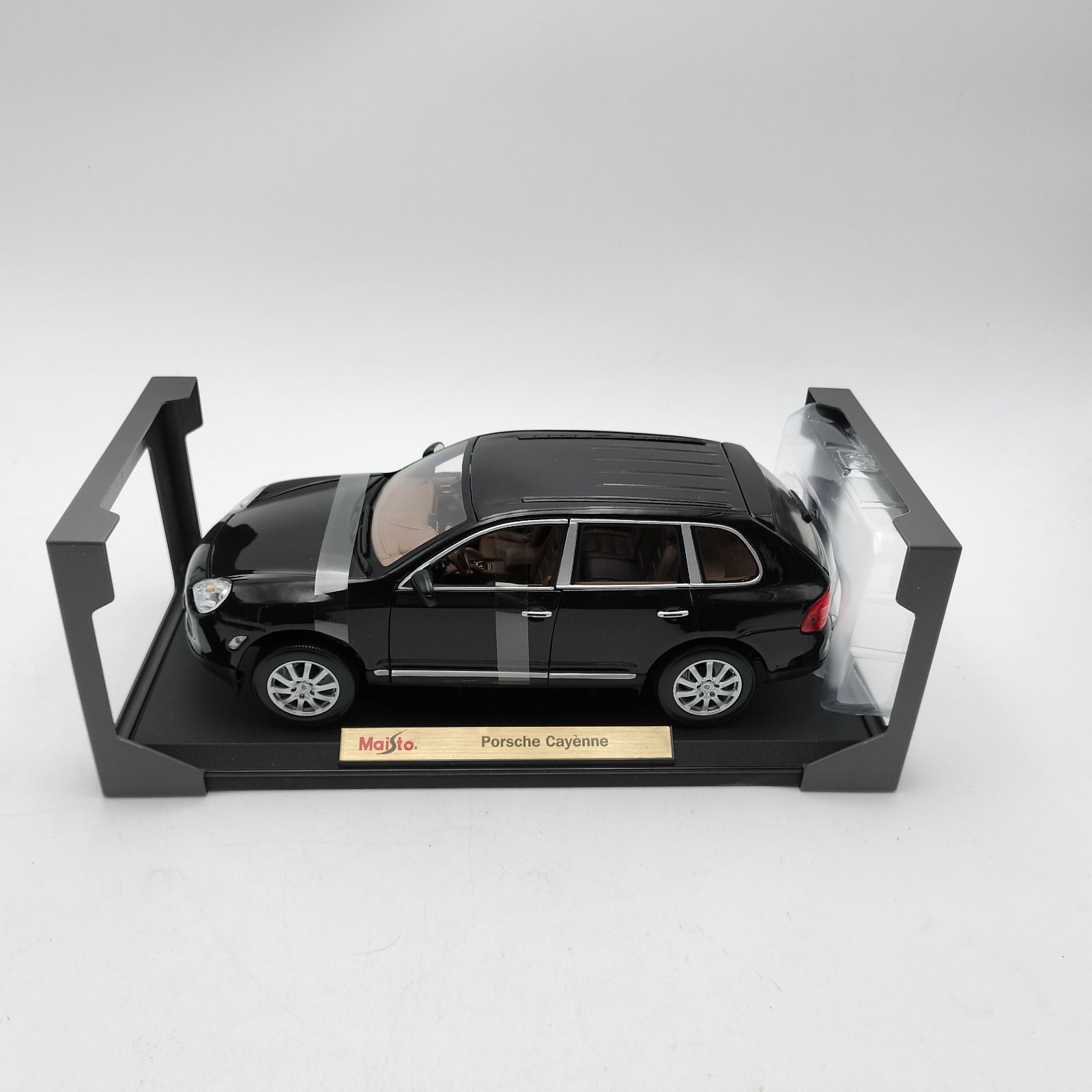 マイスト　ポルシェ　カイエン 未開封テープ付】マイスト 1/18 ポルシェ カイエン スペシャル