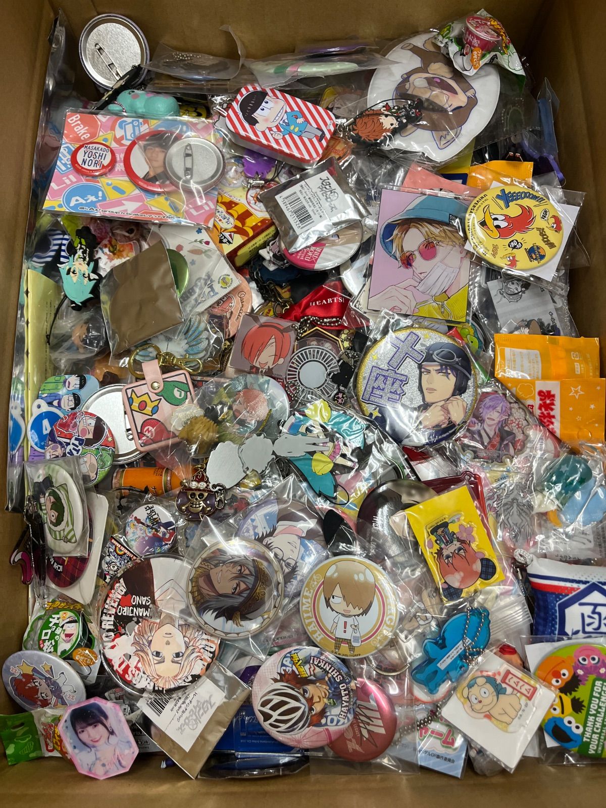 キャラクター アニメグッズ 雑貨 500個以上 大量まとめ売り アニメグッズ ノン