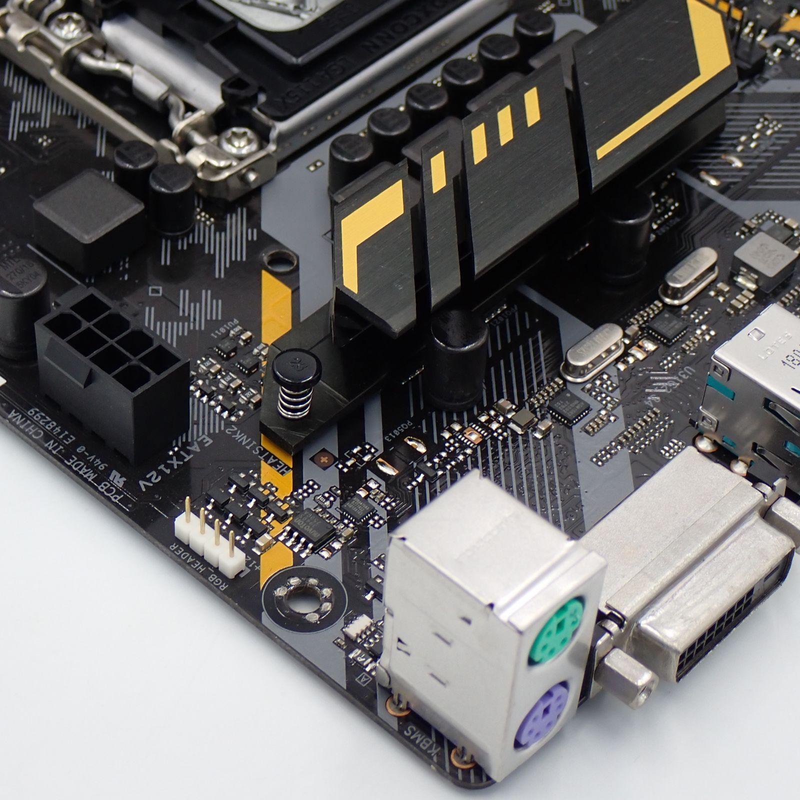 ASUS TUF B360M-E GAMING マザーボード ASUS - メルカリ