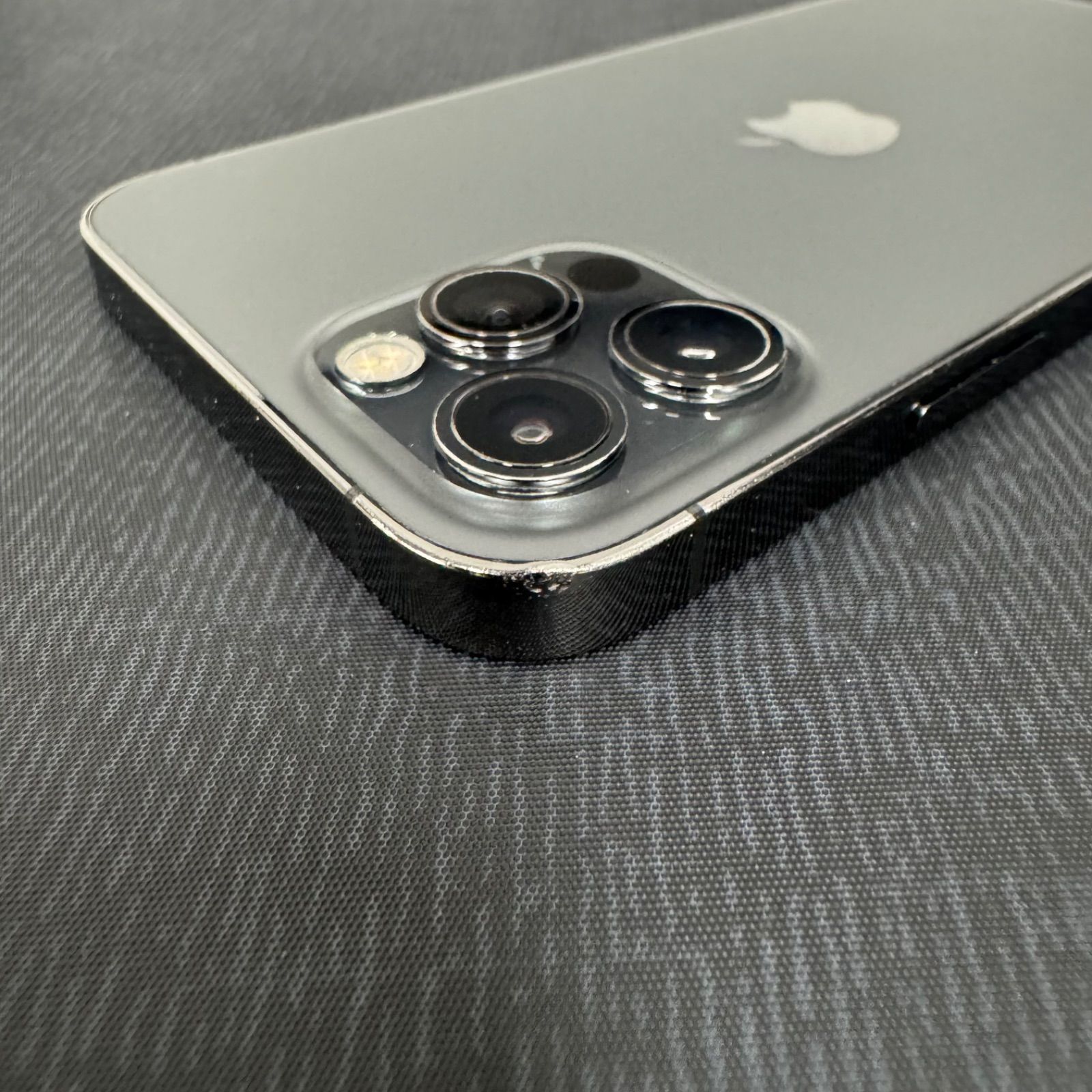 iPhone 12 Pro 128GB グラファイト（docomo SIMロック解除済）- メルカリ
