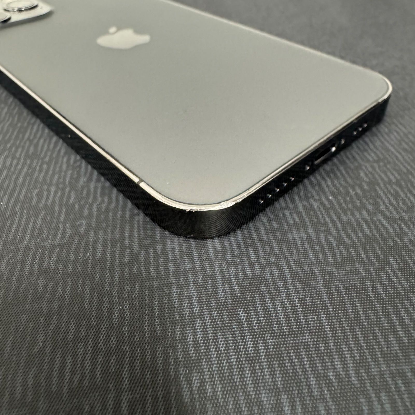 iPhone 12 Pro 128GB グラファイト（docomo SIMロック解除済）- メルカリ