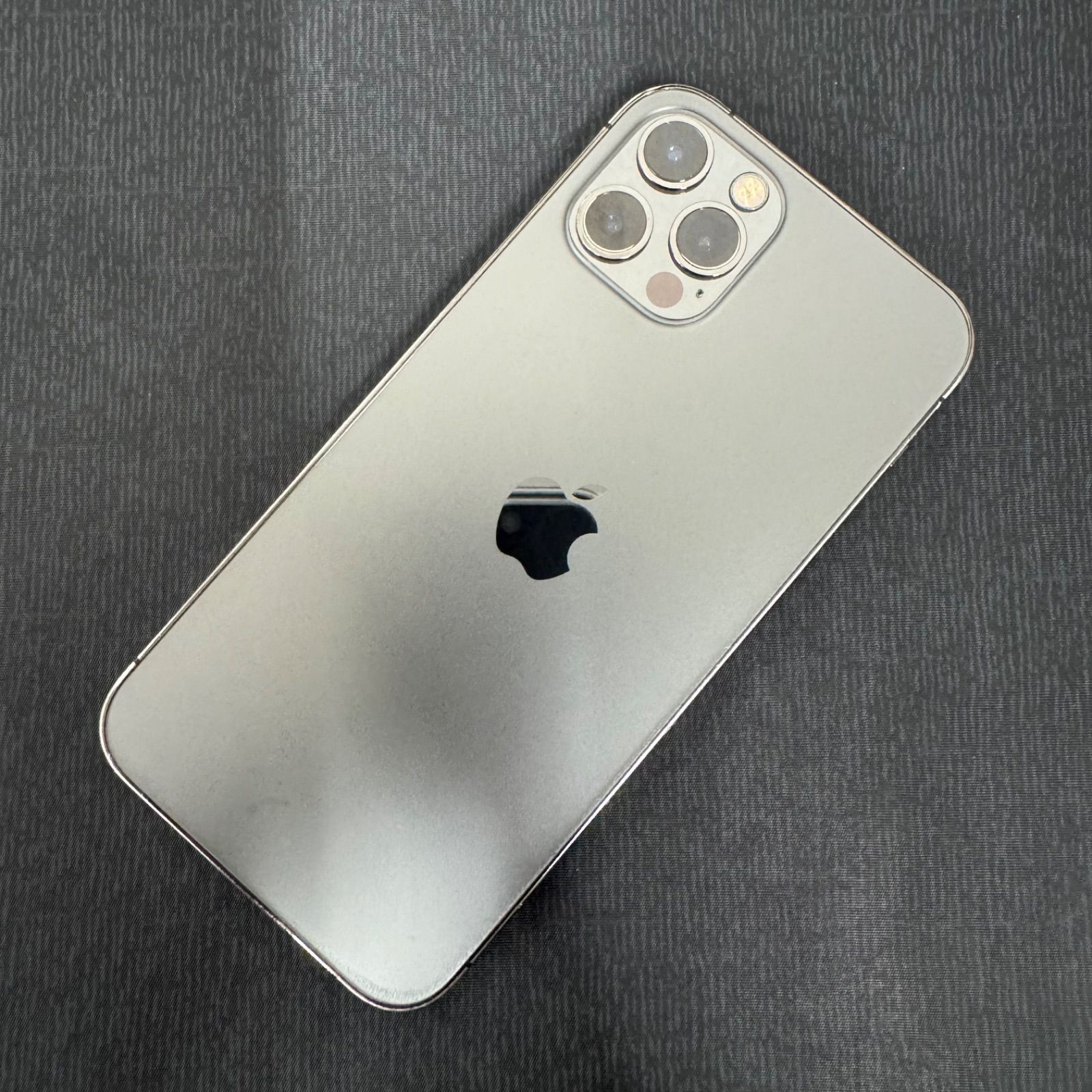 iPhone 12 Pro 128GB グラファイト（docomo SIMロック解除済）- メルカリ