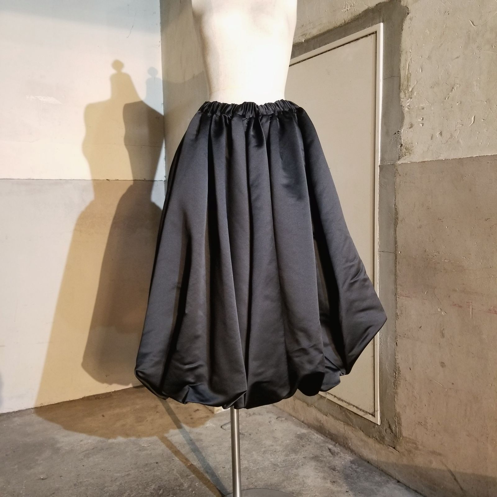 コムデギャルソン　2020AW プリーツスカート COMME des GARCONS 20aw エステルサテン ボリュームプリーツスカート M