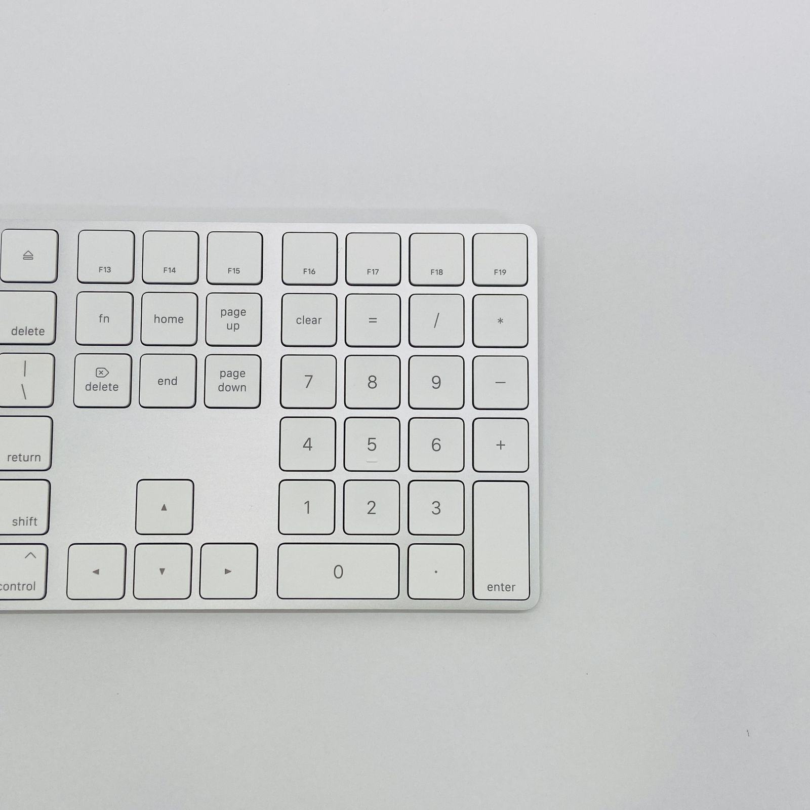 Magic Keyboard テンキー付 英語 US A1843 やや傷あり - メルカリ