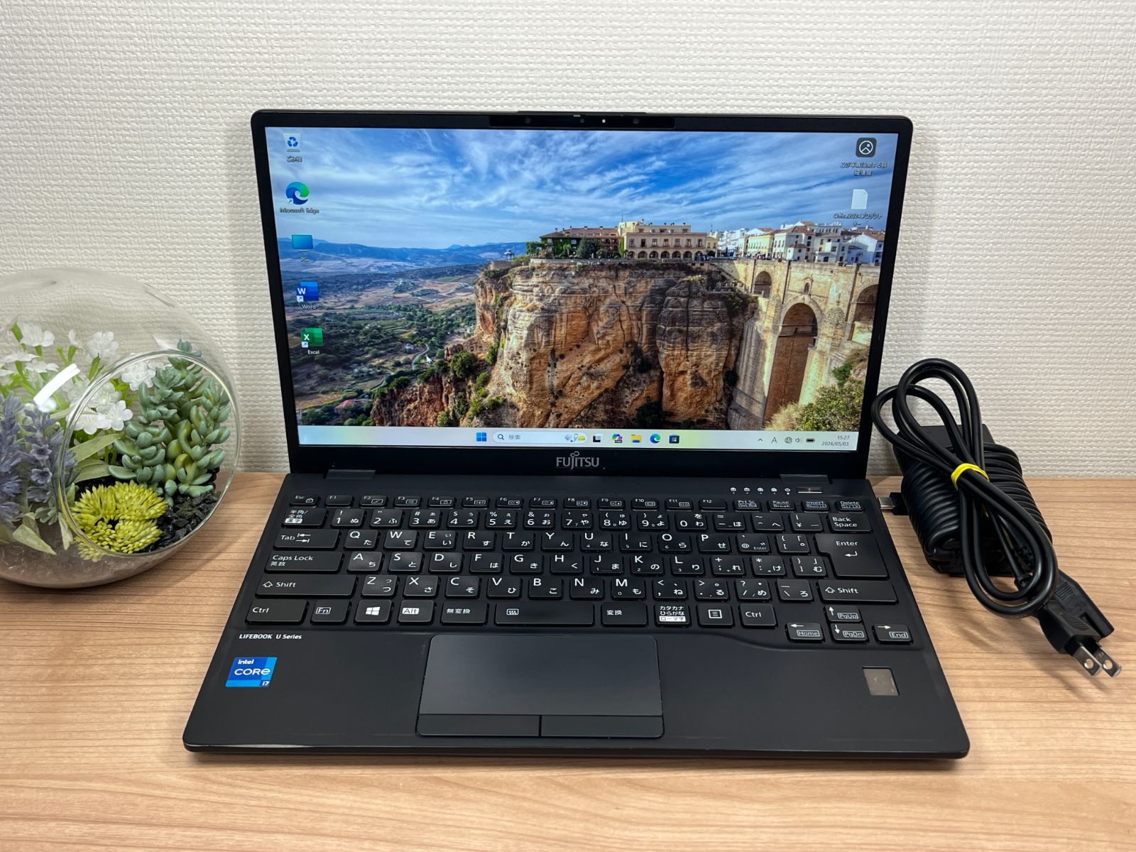 LIFEBOOK U9311/F i7 16GB Office2024 訳あり - メルカリ