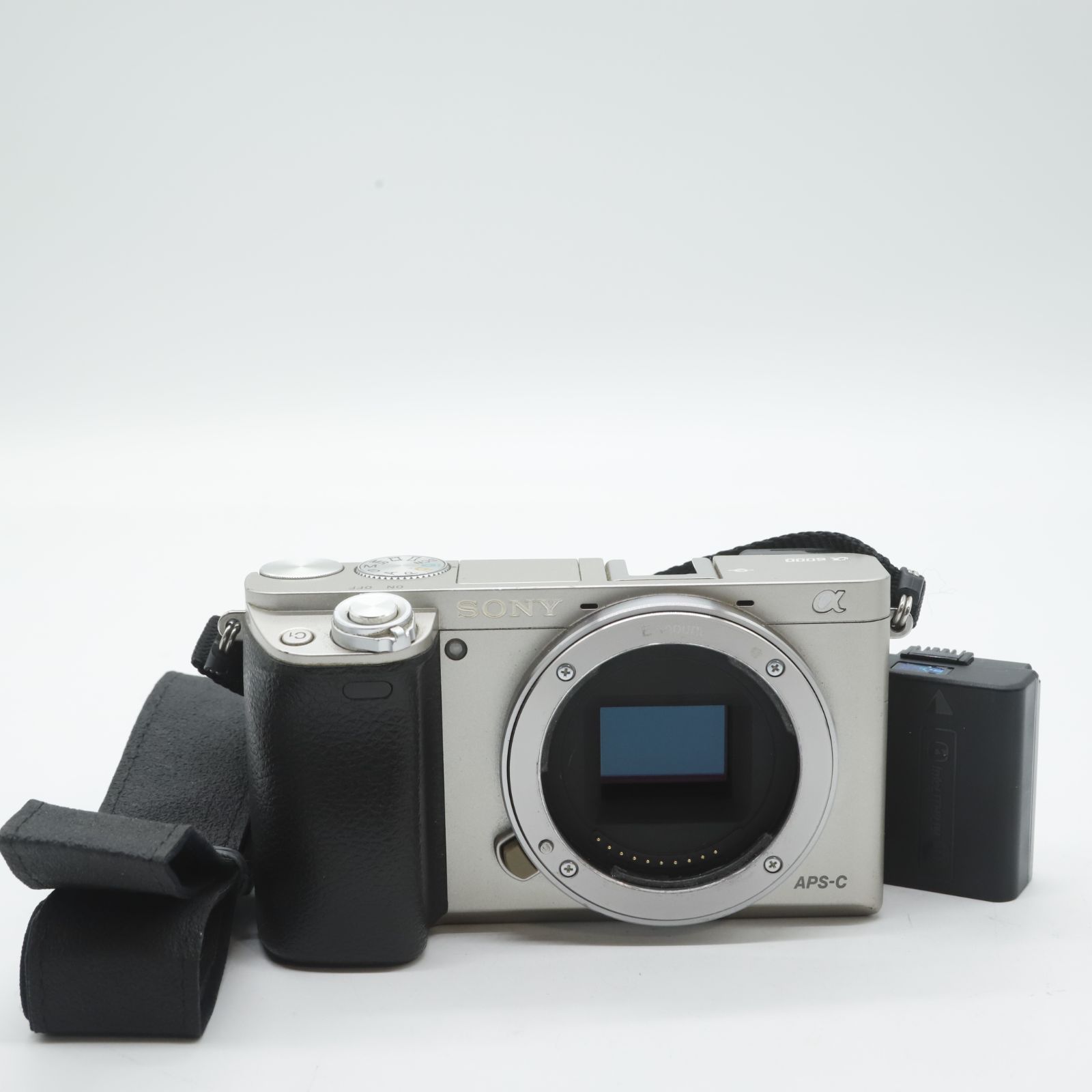 ■Beautiful good■ SONY mirrorless single-lens α6000 body silver ILCE-6000 S
