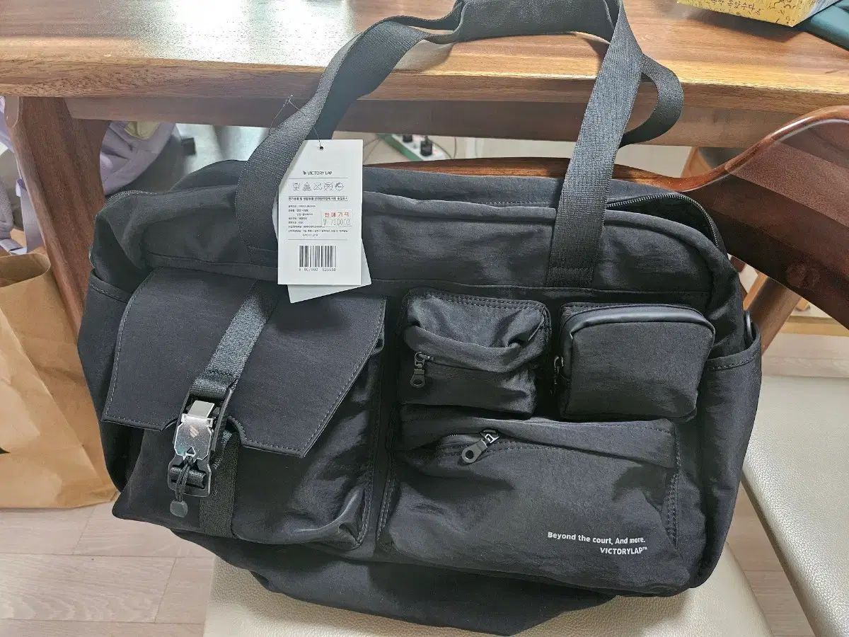 ヴィクトリー ラボ テニスバッグ ダッフルバッグ (新品) ^^
