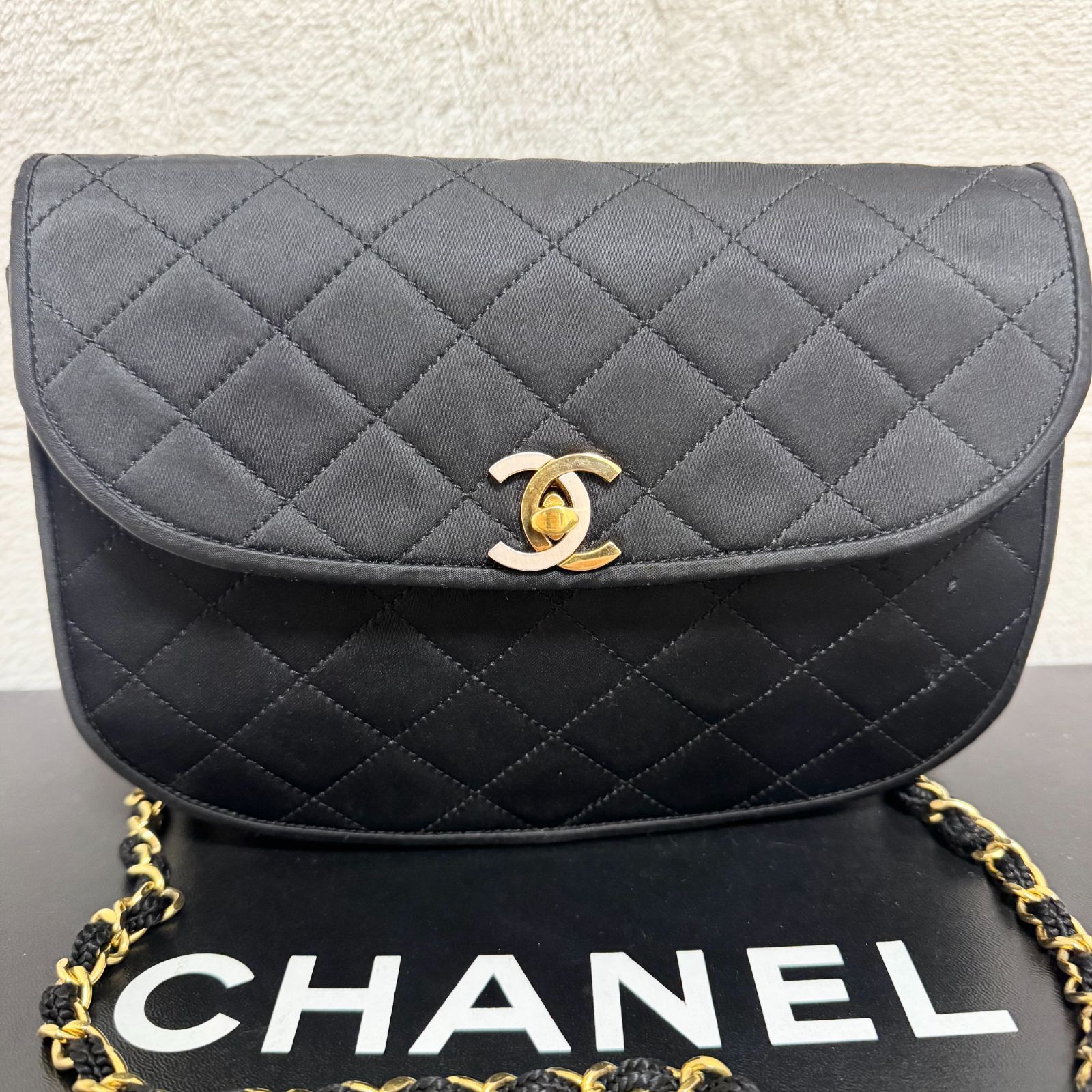 CHANEL シャネル パリ限定 マトラッセ チェーンショルダーバッグ