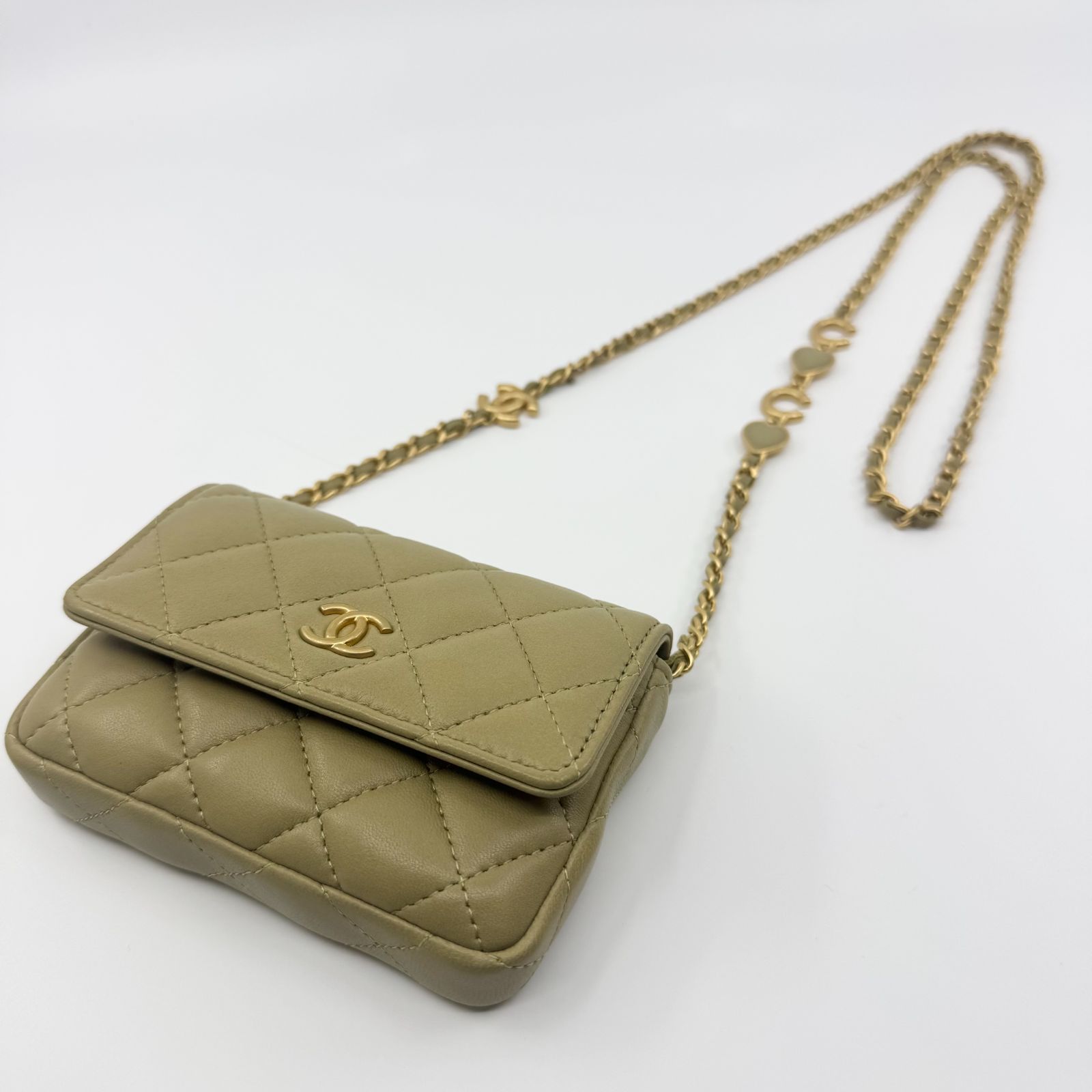 極美品 シャネル ミニマトラッセ チェーンショルダーバッグ 近年モデル