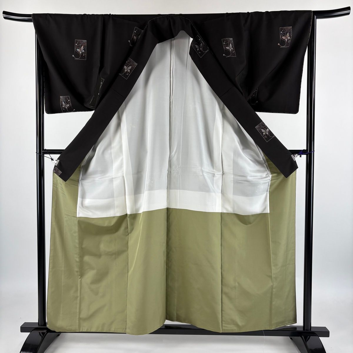 【美品】 大島紬 身丈172.5cm 裄丈68cm 正絹 秀品 【中古】 美品】 大島紬 身丈160cm 裄丈65.5cm M 袷 斉藤三才 落款あり 証紙あり