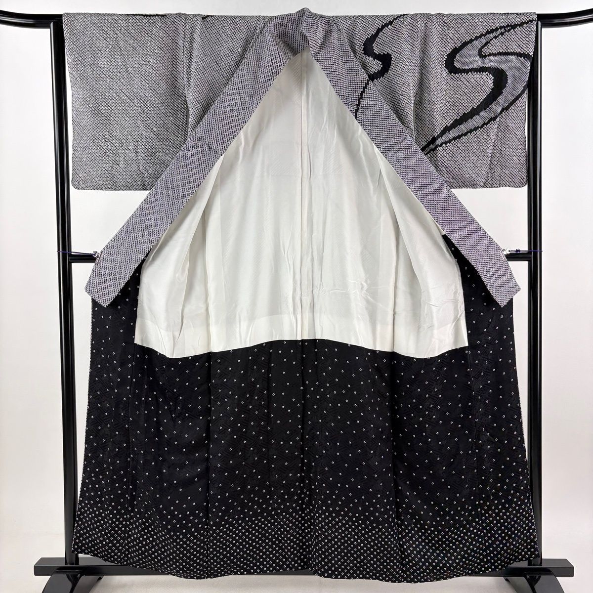美品】 訪問着 身丈157.5cm 裄丈65cm M 袷 流水 花 総絞り 黒 正絹 秀