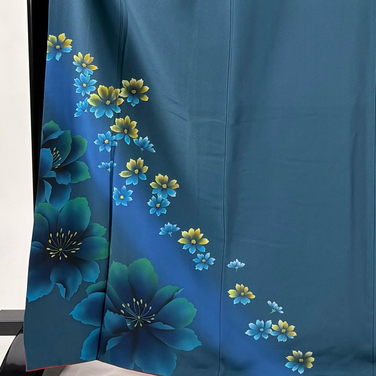 振袖 着物 中古 リサイクル 正絹 袷 花模様 桜 ぼかし染め 暈し 青系色 緑系色 身丈162cm 裄67.5cm M きもの北條 A940-10 振袖 着物 中古 リサイクル 正絹 袷 花模様 桜 ぼかし染め 暈し 青系色