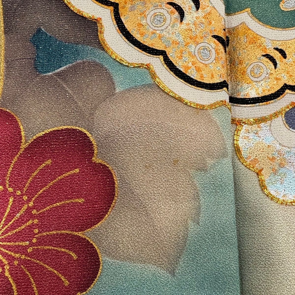 振袖 身丈161cm 裄丈67cm 正絹 秀品 【中古】 振袖 身丈161cm 裄丈67cm M 袷 蝶 草花 金糸 金銀彩 ピンク 正絹 秀品