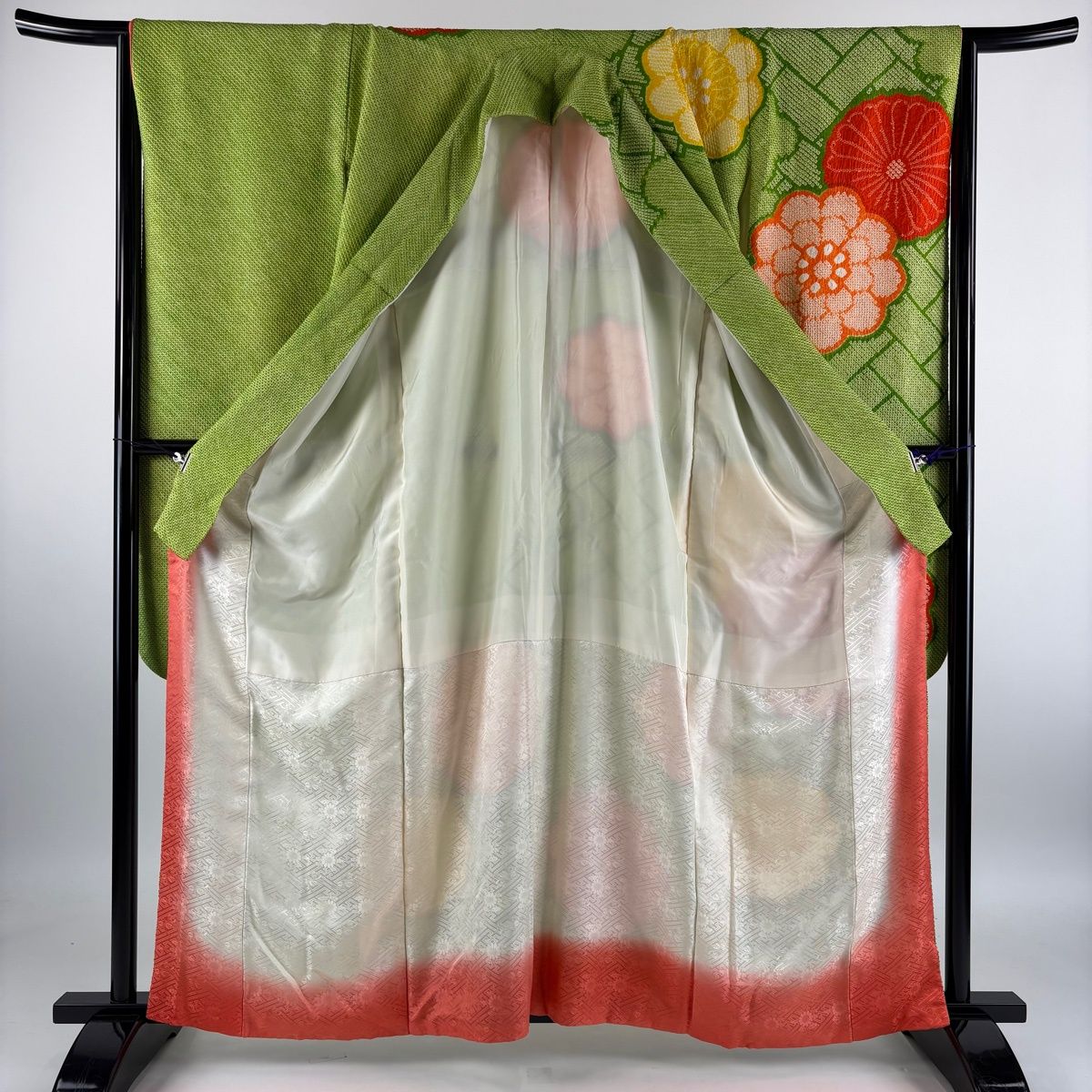 振袖 身丈161.5cm 裄丈63cm 正絹 秀品 【中古】 30%OFF 振袖 身丈160.5cm 裄丈63cm S 袷 袋帯フルセット 御所車 椿