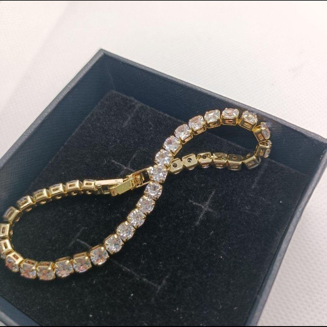 新品✨ モアサナイト ブレスレット 4mm ゴールド 18cm - メルカリ