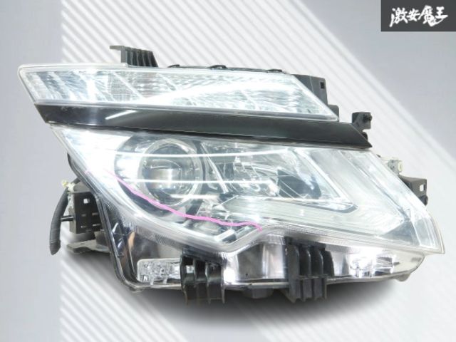 日産純正 E52 エルグランド　後期　ヘッドライト　右側 実働外し】 日産 純正 E52 エルグランド 後期 LED ヘッドライト ヘッド