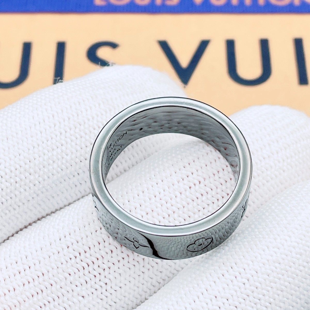 ◇ルイヴィトン◇新品仕上済 LOUIS VUITTON M00513 LVインスティンクト
