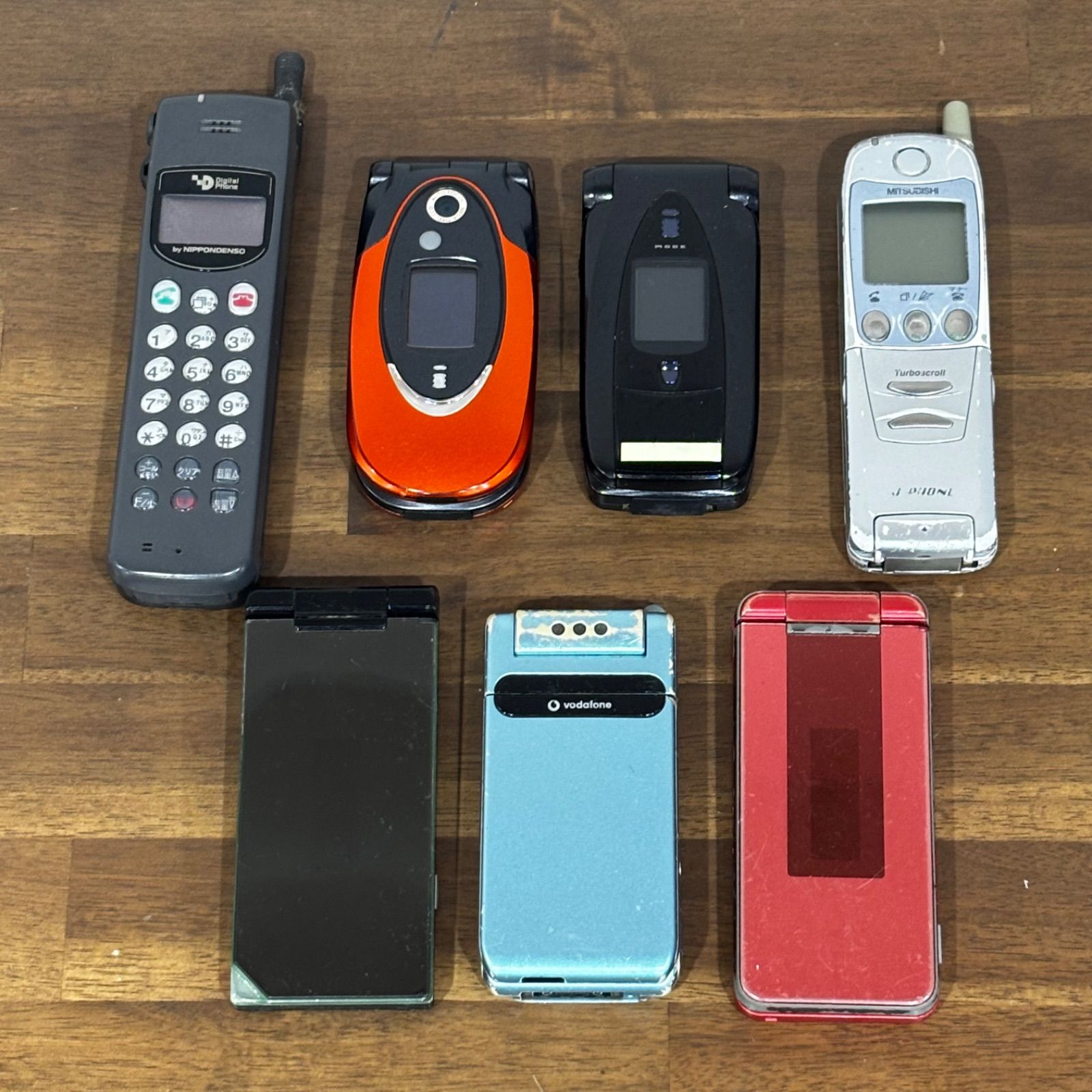 ガラケー ジャンク 7台 docomo J-phone まとめ売り - メルカリ
