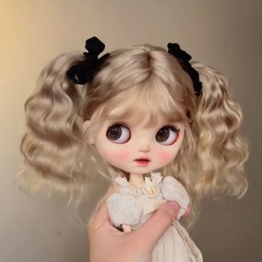 ブライス ウィッグ モヘアウィッグ 海外作家 ふわふわツインテール