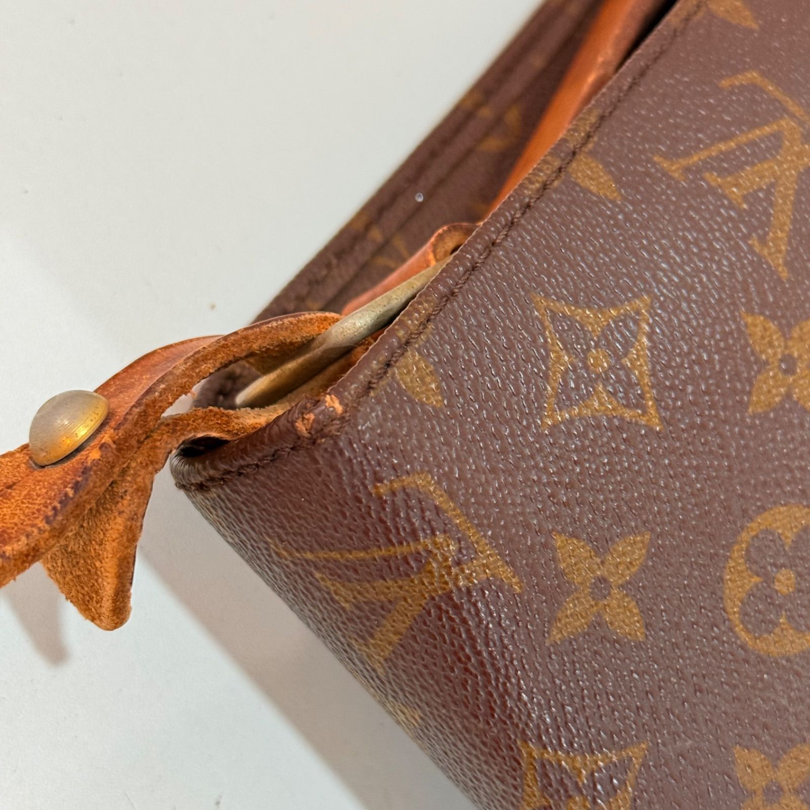 LOUIS VUITTON ルイヴィトン モノグラム カルトシエール 美品 - メルカリ
