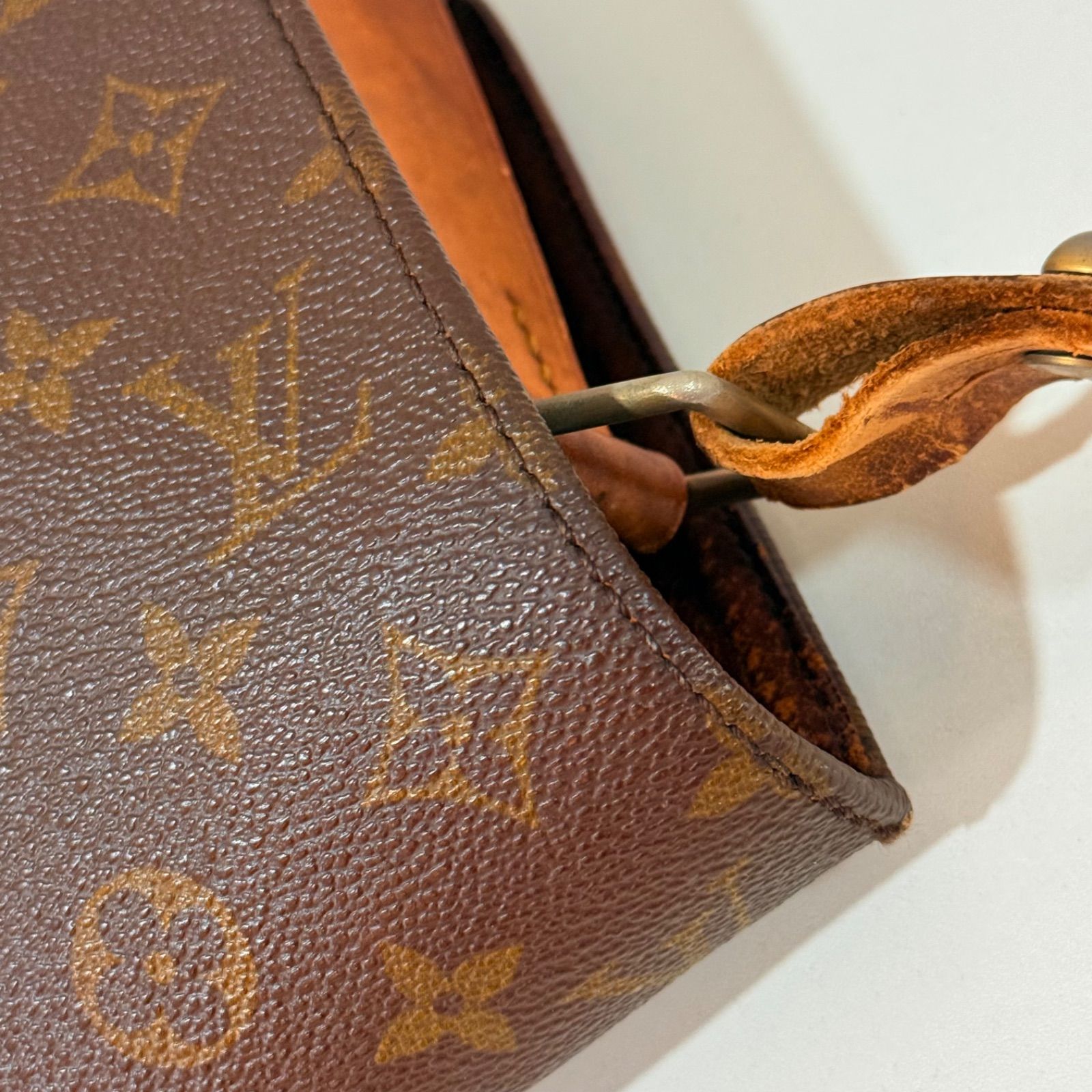 LOUIS VUITTON ルイヴィトン モノグラム カルトシエール 美品 - メルカリ